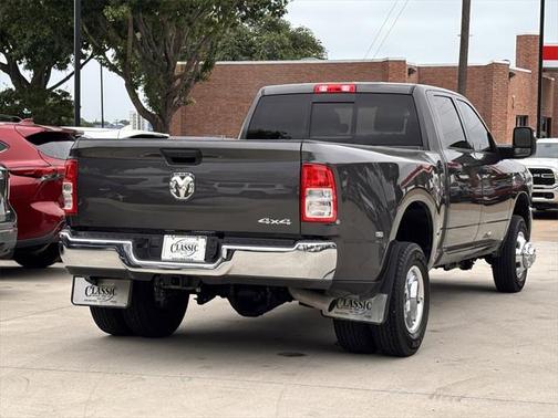 2024 RAM 3500 Tradesman Crew Cab 4x4 8' Box