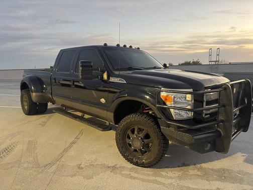 2016 Ford F-350 Lariat