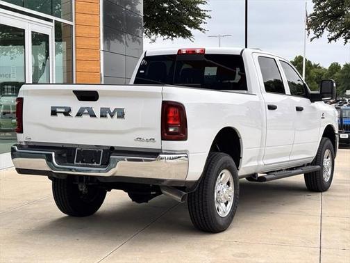 2025 RAM 2500 Tradesman Crew Cab 4x4 6'4' Box