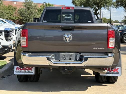 2024 RAM 3500 Tradesman Crew Cab 4x4 8' Box