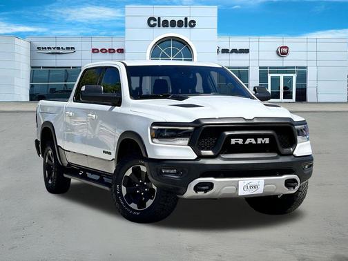Bright White Clearcoat 2019 RAM 1500 Rebel