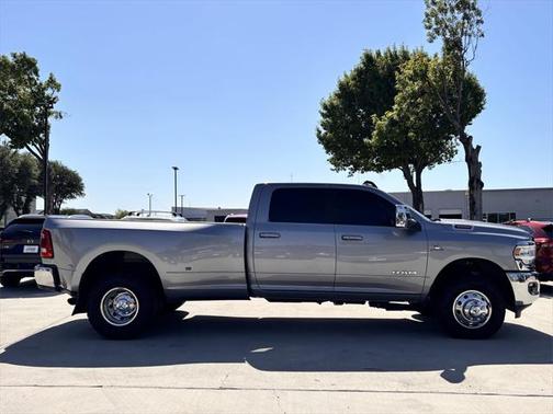 2024 RAM 3500 Laramie Crew Cab 4x4 8' Box