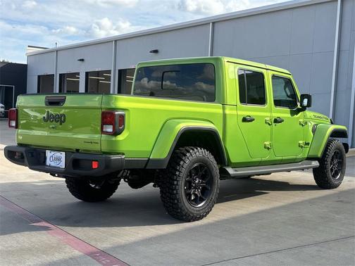 2025 Jeep Gladiator 