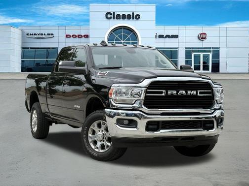 Diamond Black Crystal Pearlcoat 2020 RAM 2500 Big Horn Crew Cab 4x4 6'4' Box