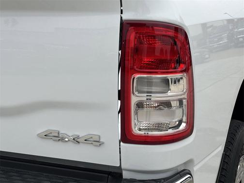 2024 RAM 3500 Tradesman Crew Cab 4x4 6'4' Box