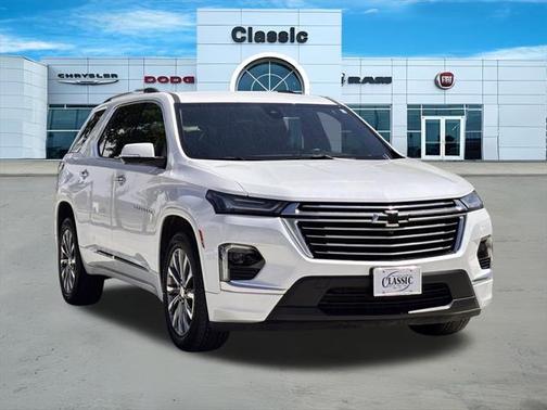 2023 Chevrolet Traverse Premier