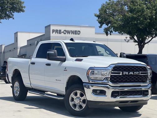 2024 RAM 2500 Big Horn Crew Cab 4x4 6'4' Box