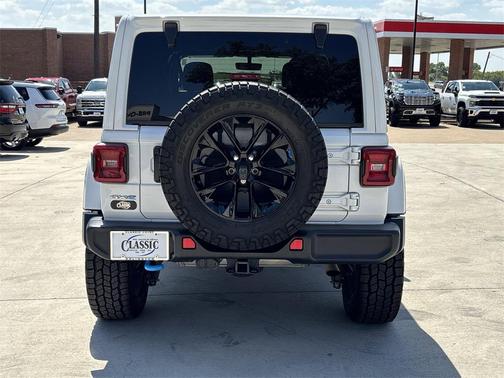 2022 Jeep Wrangler Unlimited 4xe Sahara