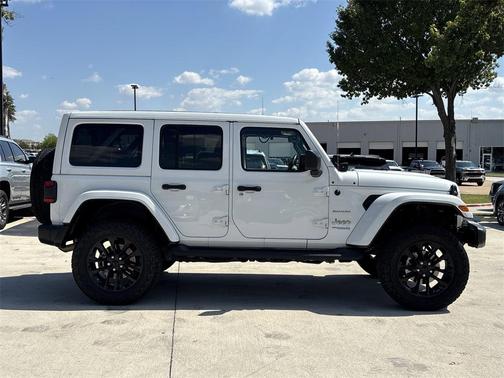 2022 Jeep Wrangler Unlimited 4xe Sahara