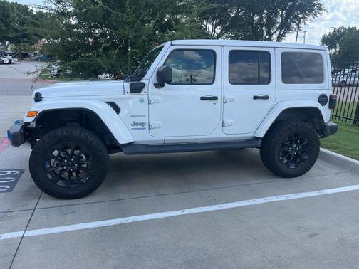 2022 Jeep Wrangler Unlimited 4xe Sahara