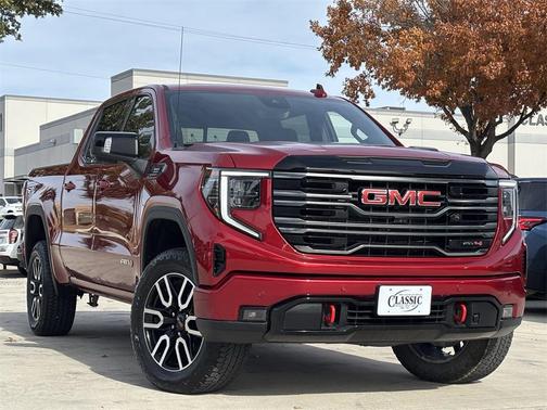 2025 GMC Sierra 1500 AT4