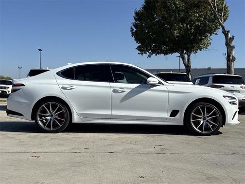 2025 Genesis G70 2.5T AWD