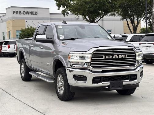 2022 RAM 2500 Laramie Crew Cab 4x4 6'4' Box
