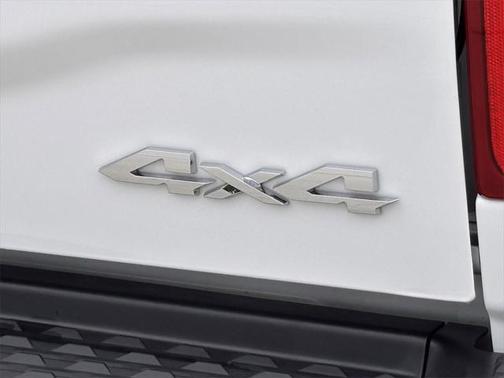 2024 RAM 3500 Tradesman Crew Cab 4x4 8' Box