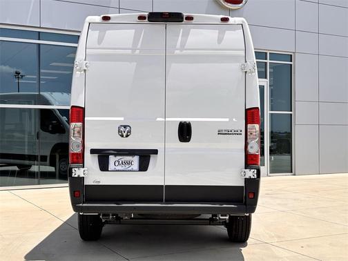 2025 RAM ProMaster 2500 Tradesman