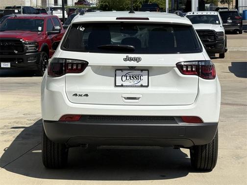 2026 Jeep Compass Latitude