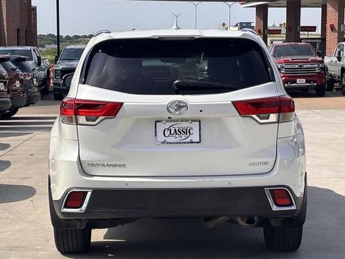 2018 Toyota Highlander Limited
