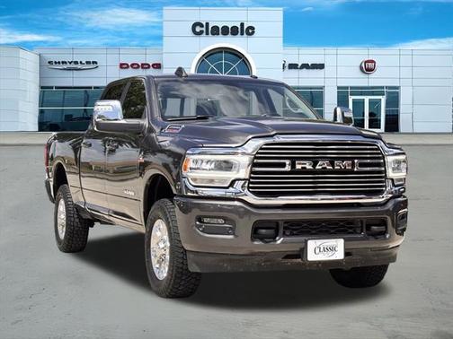 2024 RAM 2500 Laramie Crew Cab 4x4 6'4' Box