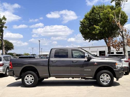 2024 RAM 2500 Laramie Crew Cab 4x4 6'4' Box
