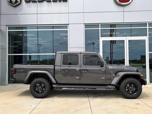 2025 Jeep Gladiator High Tide