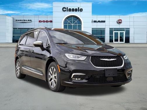 2025 Chrysler Pacifica L