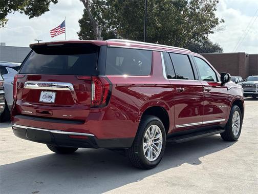 2024 GMC Yukon XL SLT