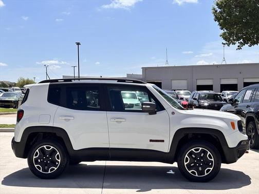 2016 Jeep Renegade Trailhawk