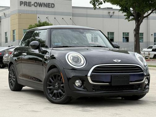 Midnight Black Metallic 2016 MINI Hardtop Cooper