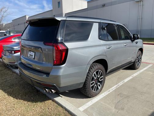 2023 GMC Yukon 4WD AT4