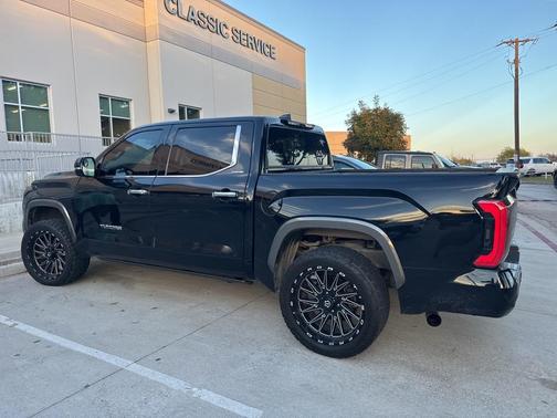 2022 Toyota Tundra Limited