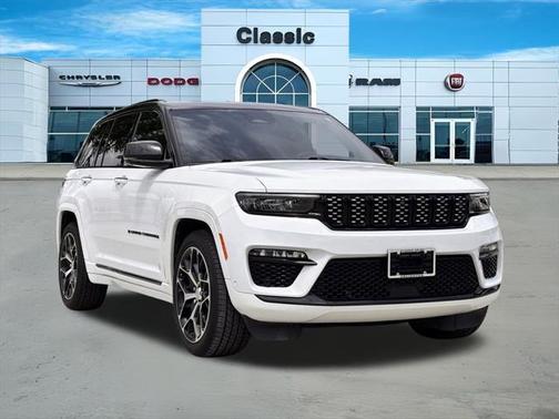 2022 Jeep Grand Cherokee Summit