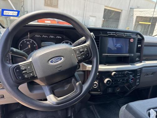 2024 Ford F-350 XLT