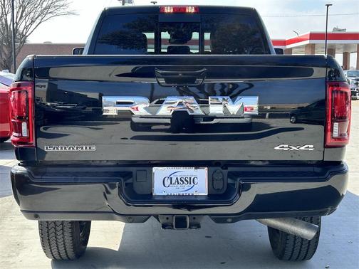 2026 RAM 2500 Laramie Crew Cab 4x4 6'4' Box