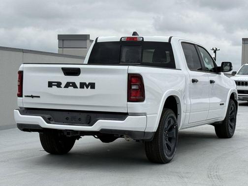 Bright White Clearcoat 2026 RAM 1500 Big Horn/Lone Star