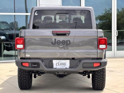 2025 Jeep Gladiator High Tide