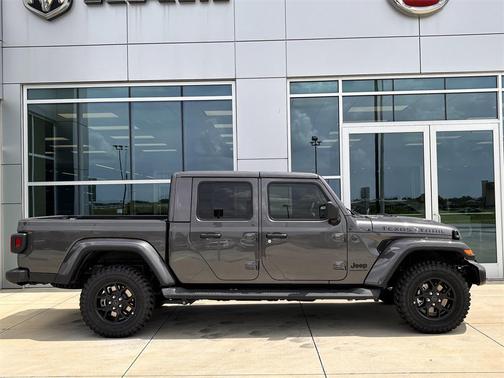 2025 Jeep Gladiator High Tide