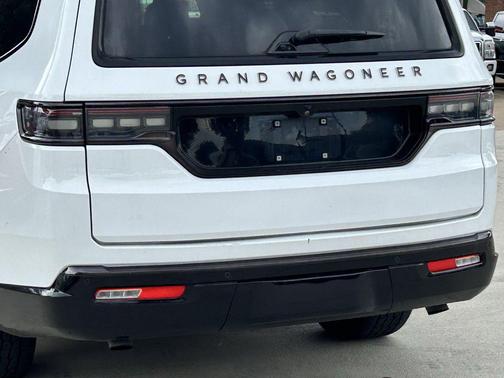 Bright White Clearcoat 2024 Jeep Grand Wagoneer L Series II 4x4