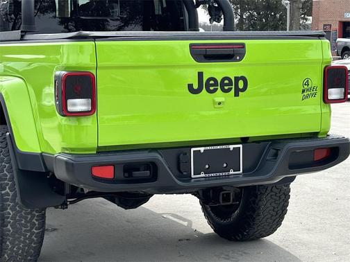 2021 Jeep Gladiator Willys 4x4