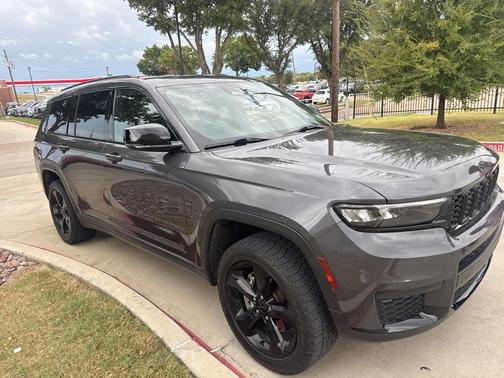 2022 Jeep Grand Cherokee L Altitude