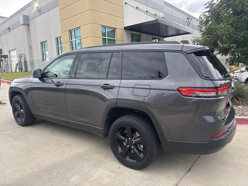 2022 Jeep Grand Cherokee L Altitude