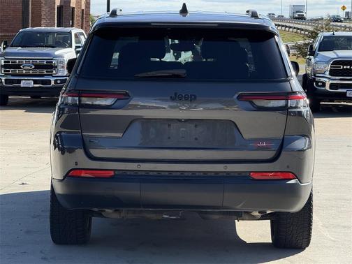 2022 Jeep Grand Cherokee L Altitude