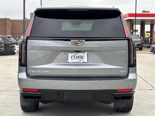 2024 Cadillac Escalade Sport