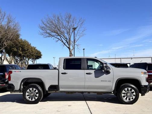 2025 Chevrolet Silverado 2500 Custom