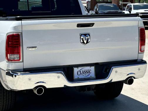 Bright White Clearcoat 2016 RAM 1500 Laramie