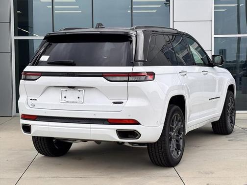 2025 Jeep Grand Cherokee Summit
