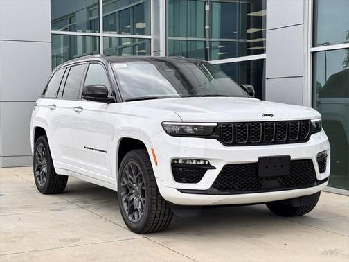 2025 Jeep Grand Cherokee Summit