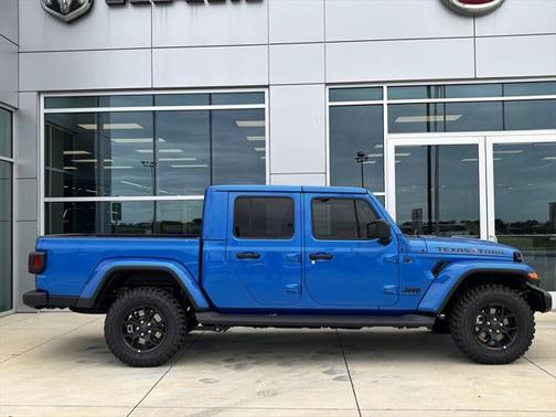 2025 Jeep Gladiator High Tide