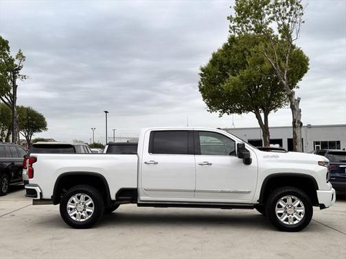 2024 Chevrolet Silverado 2500 High Country