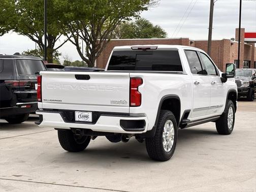 2024 Chevrolet Silverado 2500 High Country