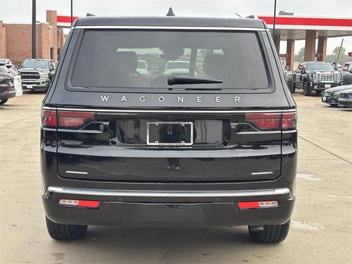 2023 Jeep Wagoneer Series II 4x4